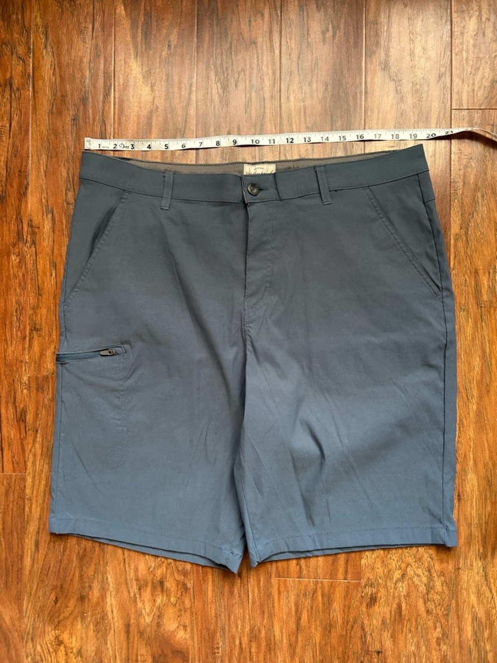 Weatherproof Vintage Tech Outdoor Shorts With Pockets - Picture 10 of 12